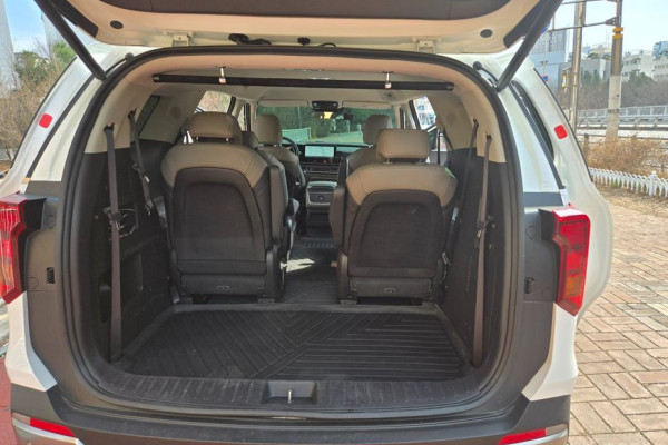 2024 Kia Carnival с пробегом 43 272 км