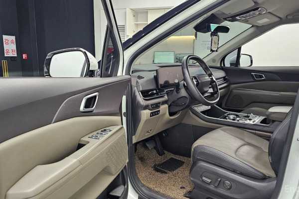 2024 Kia Carnival с пробегом 38 608 км