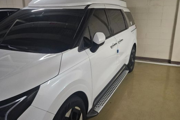 2024 Kia Carnival с пробегом 8 700 км