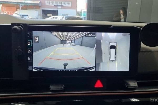 2024 Kia Carnival с пробегом 16 708 км