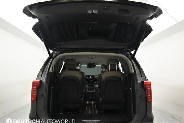 2024 Kia Carnival с пробегом 16 300 км