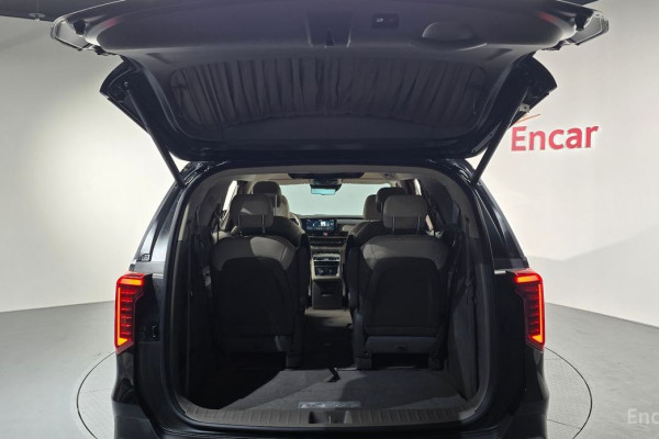 2025 Kia Carnival с пробегом 39 655 км