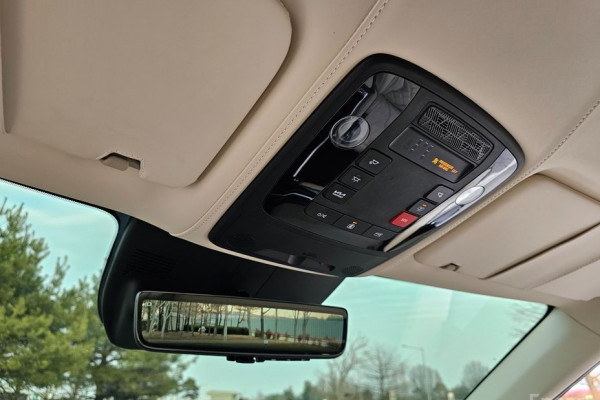 2024 Kia Carnival с пробегом 76 700 км