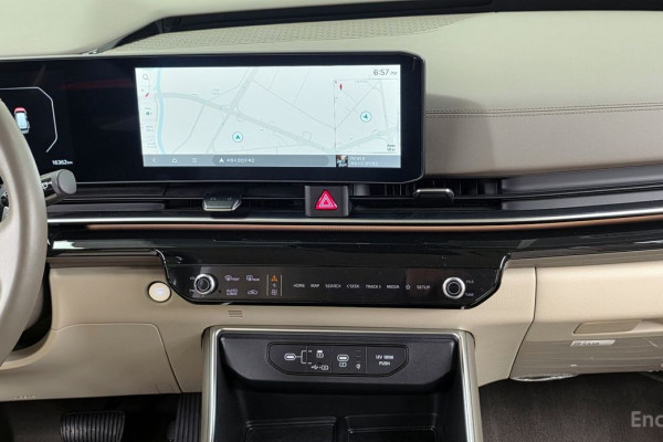 2024 Kia Carnival с пробегом 16 362 км