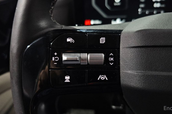 2025 Kia Carnival с пробегом 8 622 км