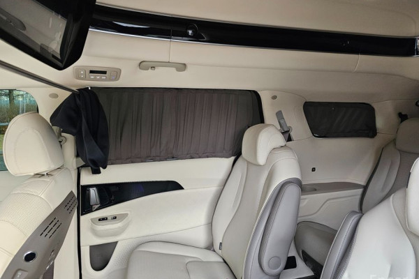 2024 Kia Carnival с пробегом 76 700 км