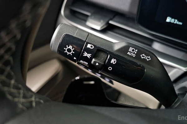 2025 Kia Carnival с пробегом 18 590 км