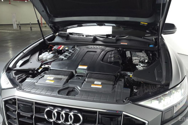 2023 Audi Q8 с пробегом 14 161 км