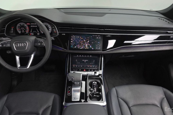 2023 Audi Q8 с пробегом 14 161 км