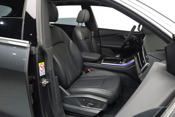 2023 Audi Q8 с пробегом 14 161 км