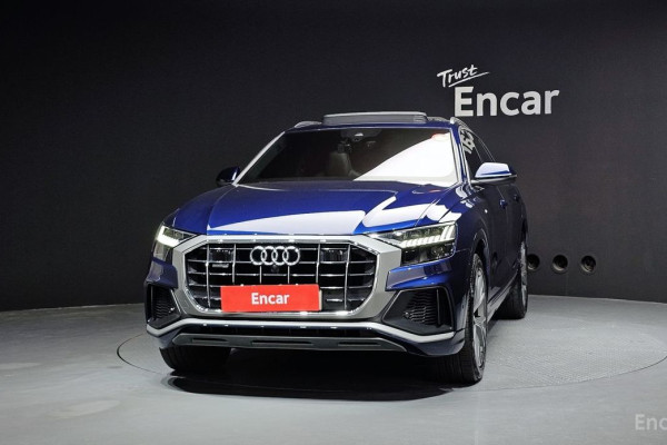 2021 Audi Q8 с пробегом 83 477 км