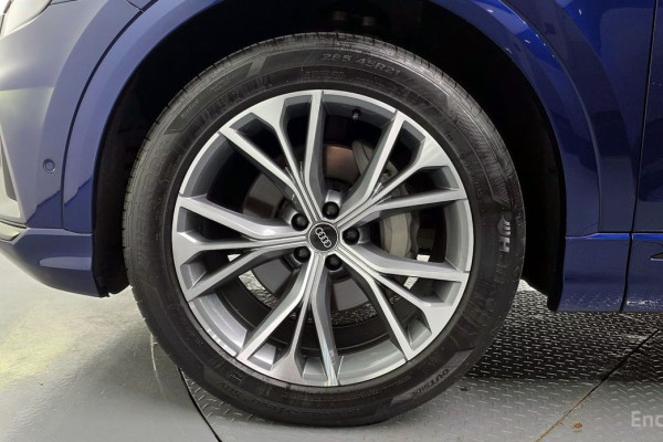 2022 Audi Q8 с пробегом 50 906 км