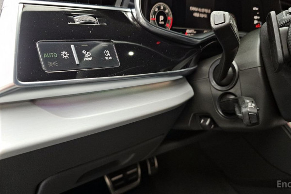 2021 Audi Q8 с пробегом 83 477 км