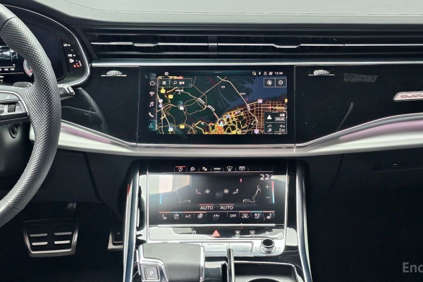 2021 Audi Q8 с пробегом 83 477 км