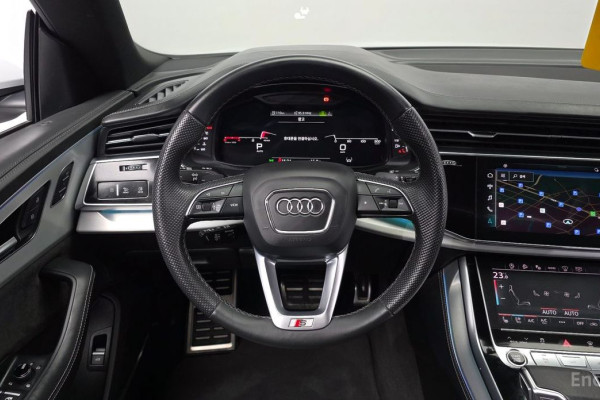 2022 Audi Q8 с пробегом 88 439 км