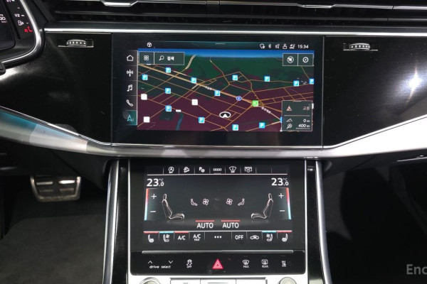 2022 Audi Q8 с пробегом 88 439 км