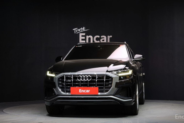 2022 Audi Q8 с пробегом 67 318 км