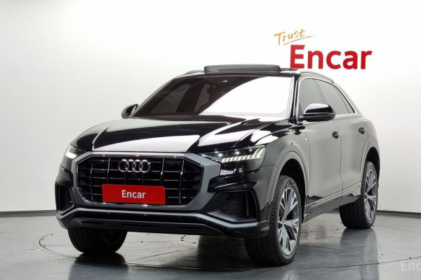2021 Audi Q8 с пробегом 44 805 км