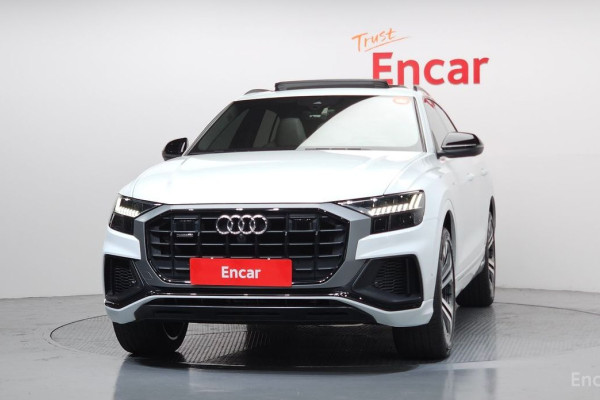 2022 Audi Q8 с пробегом 74 860 км