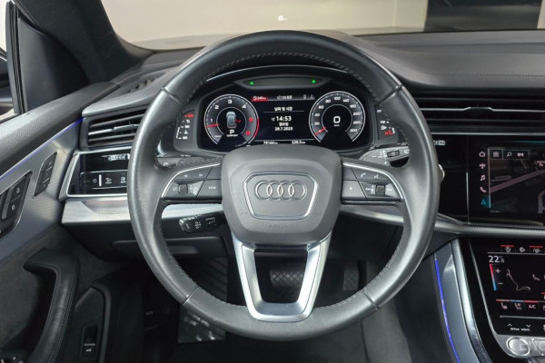 2020 Audi Q8 с пробегом 79 144 км