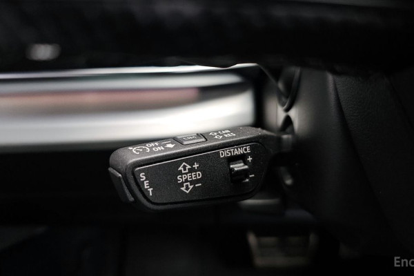 2022 Audi Q8 с пробегом 74 860 км