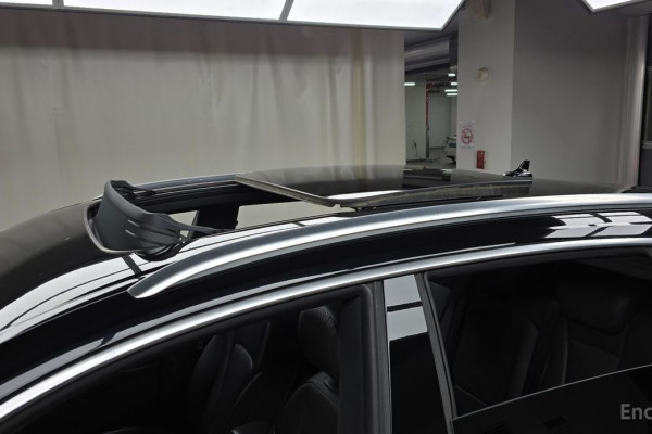 2020 Audi Q8 с пробегом 79 144 км