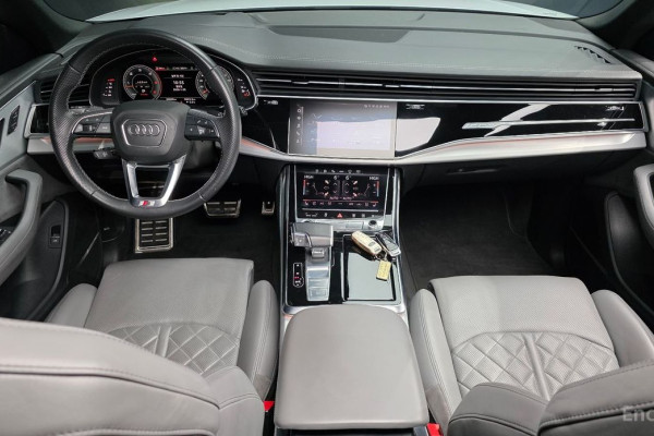 2022 Audi Q8 с пробегом 69 698 км