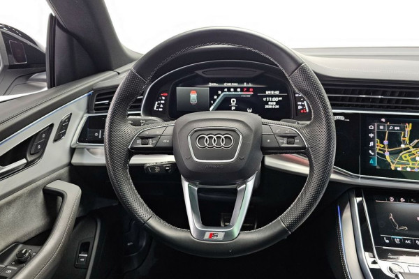 2022 Audi Q8 с пробегом 74 860 км