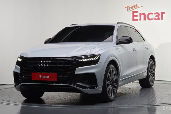 2021 Audi Q8 с пробегом 118 822 км