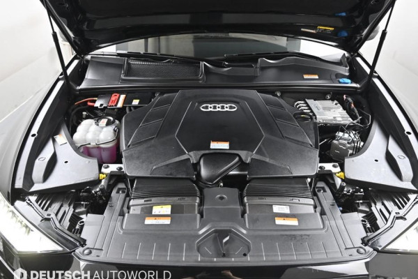 2022 Audi Q8 с пробегом 45 469 км