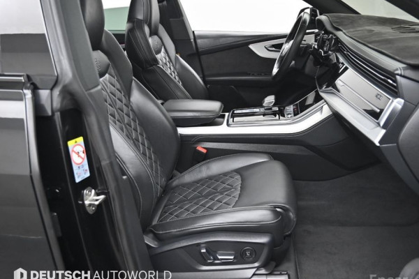 2022 Audi Q8 с пробегом 45 469 км