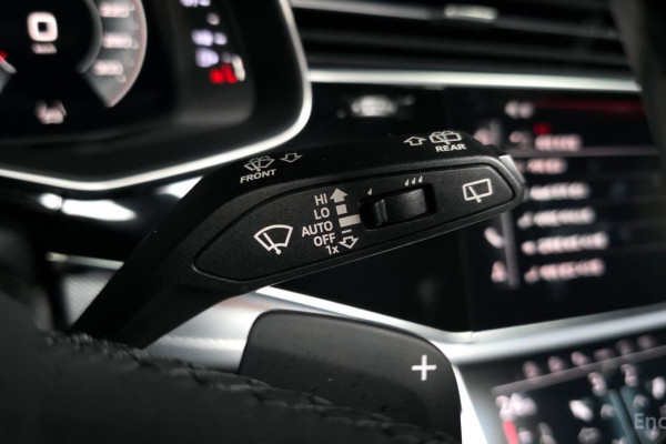 2021 Audi Q8 с пробегом 74 617 км