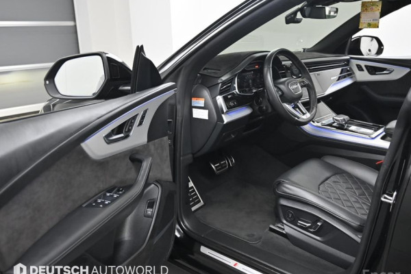 2022 Audi Q8 с пробегом 45 469 км