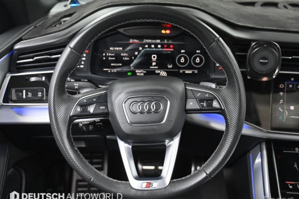 2022 Audi Q8 с пробегом 45 469 км