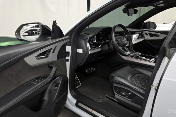 2021 Audi Q8 с пробегом 118 822 км