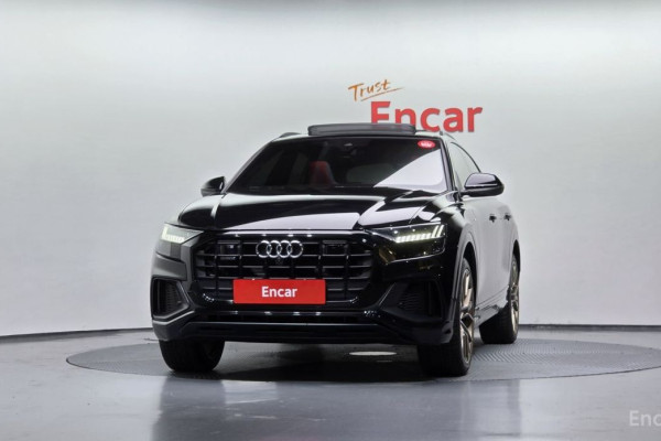 2023 Audi Q8 с пробегом 41 229 км