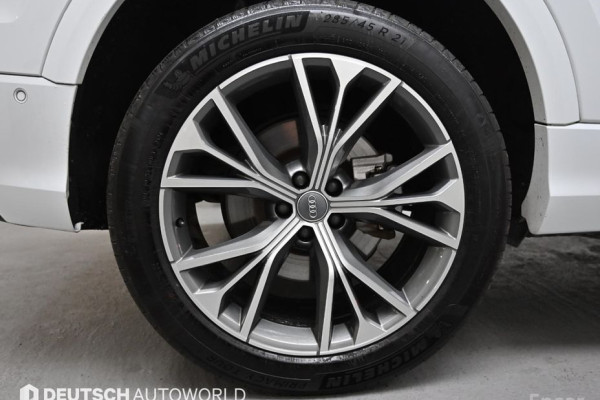 2020 Audi Q8 с пробегом 74 131 км