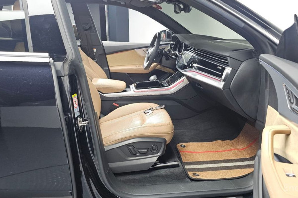 2020 Audi Q8 с пробегом 68 578 км