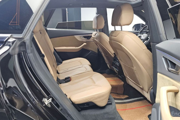 2020 Audi Q8 с пробегом 68 578 км