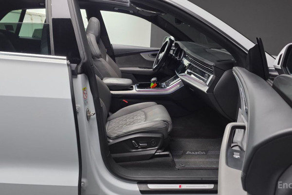 2022 Audi Q8 с пробегом 149 460 км