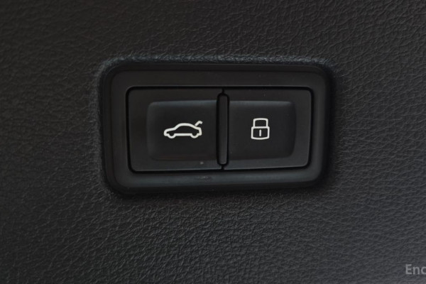 2021 Audi Q8 с пробегом 132 951 км