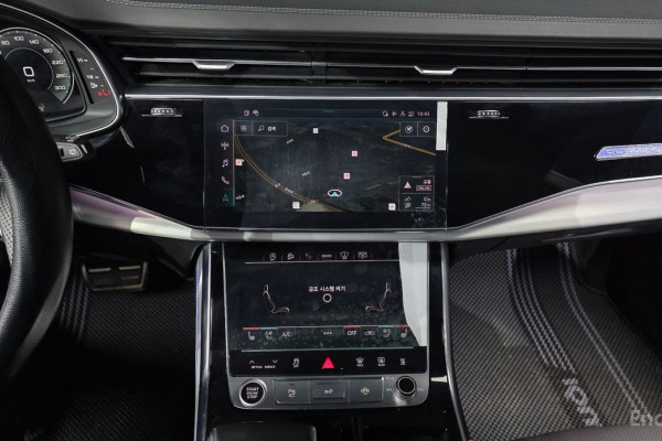 2022 Audi Q8 с пробегом 149 460 км