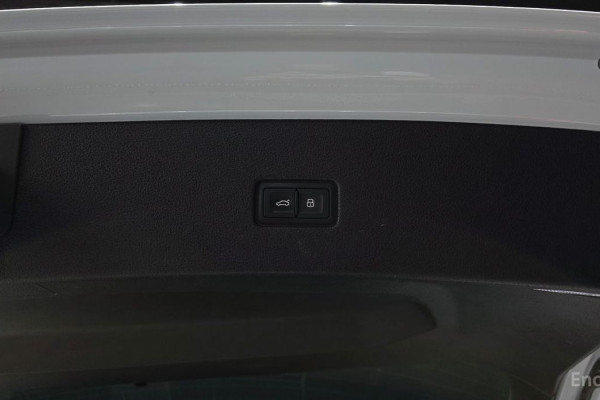 2022 Audi Q8 с пробегом 149 460 км