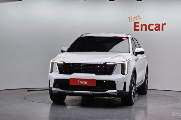 2025 Kia Sorento с пробегом 3 029 км