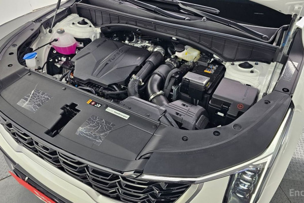 2025 Kia Sorento с пробегом 3 029 км