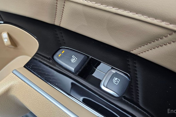 2025 Kia Sorento с пробегом 3 029 км