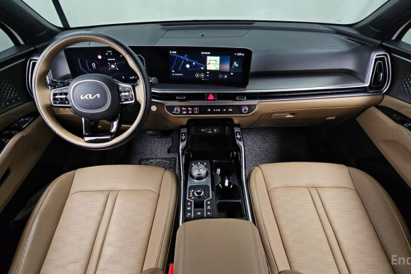 2024 Kia Sorento с пробегом 3 991 км