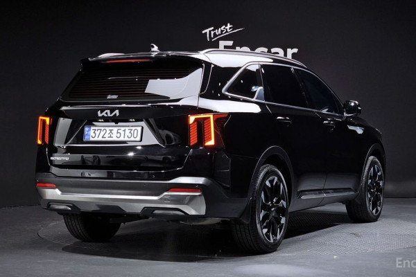 2024 Kia Sorento с пробегом 7 602 км