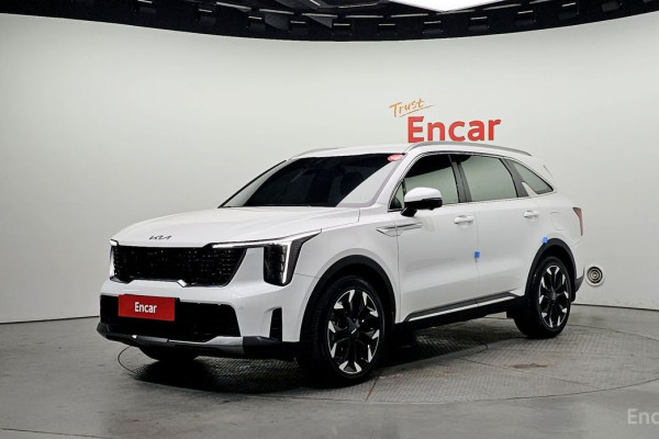 2024 Kia Sorento с пробегом 14 046 км