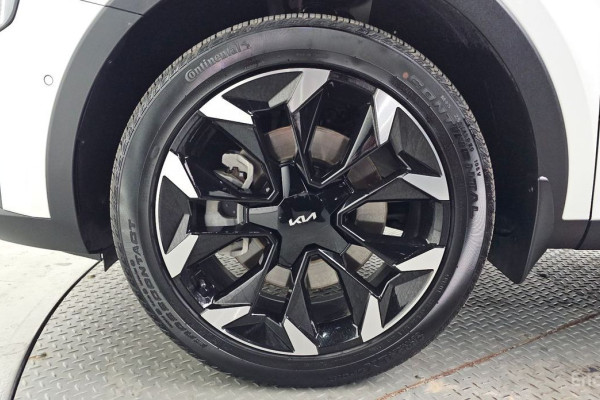 2024 Kia Sorento с пробегом 14 046 км